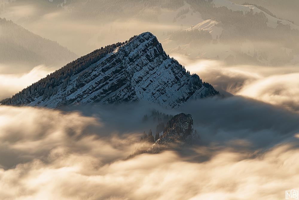 Nebel und Wolken Speer Nebelmeer Abendsonne Sonnenuntergang Appenzellerland Toggenburg St. Gallen Ostschweiz Schweiz